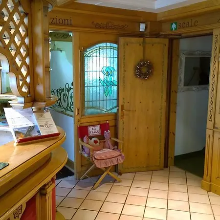 Hotel La Felce 3*